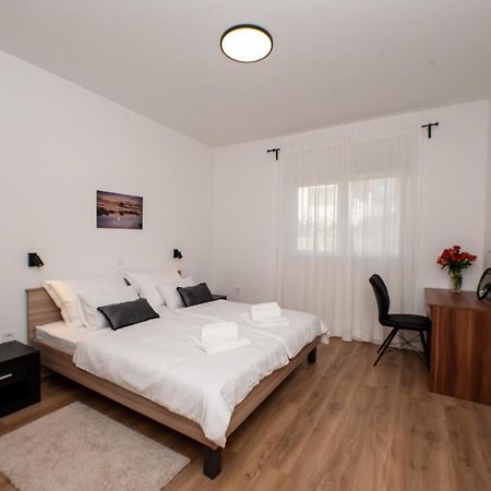 Villa Sportiva Zadar With Private Heated Pool Exterior foto
